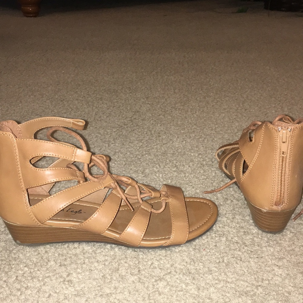 Sandals - Picture 2 of 3